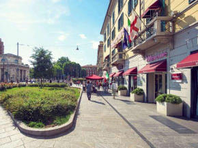  Hotel Mercure Milano Centro  Милан